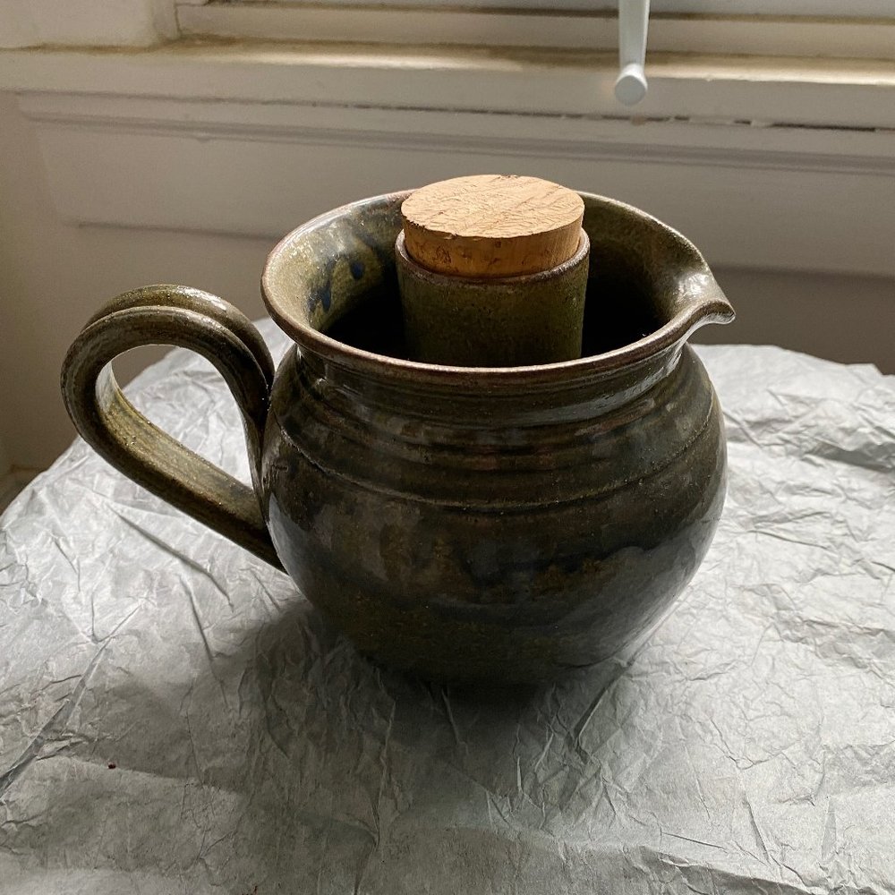 Ceramic carafe